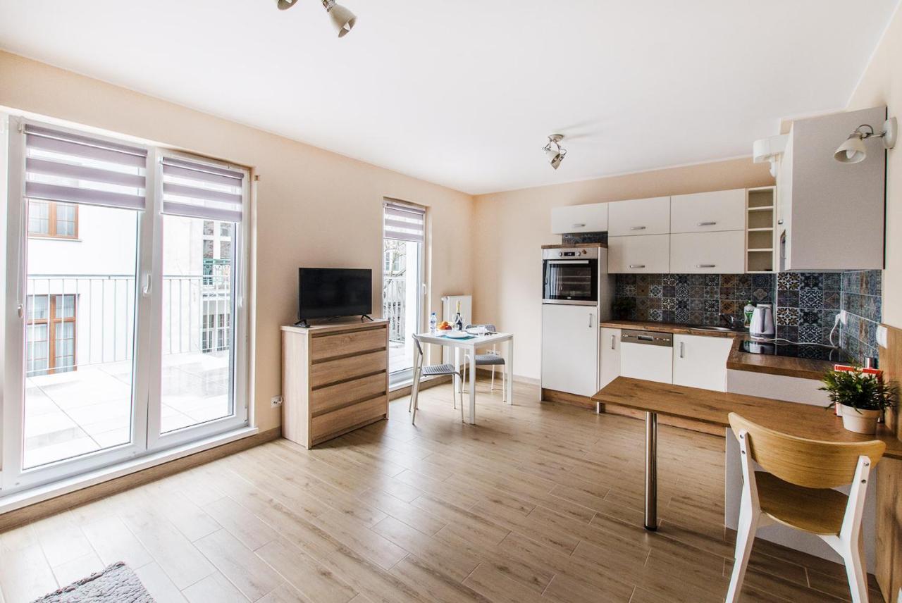 Smart Rental Management Apartments - City Center ヴロツワフ エクステリア 写真
