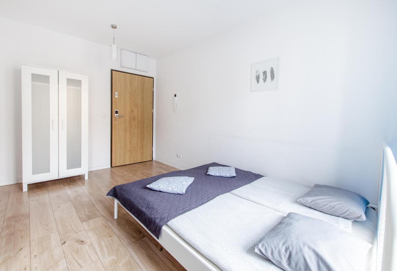 Smart Rental Management Apartments - City Center ヴロツワフ エクステリア 写真