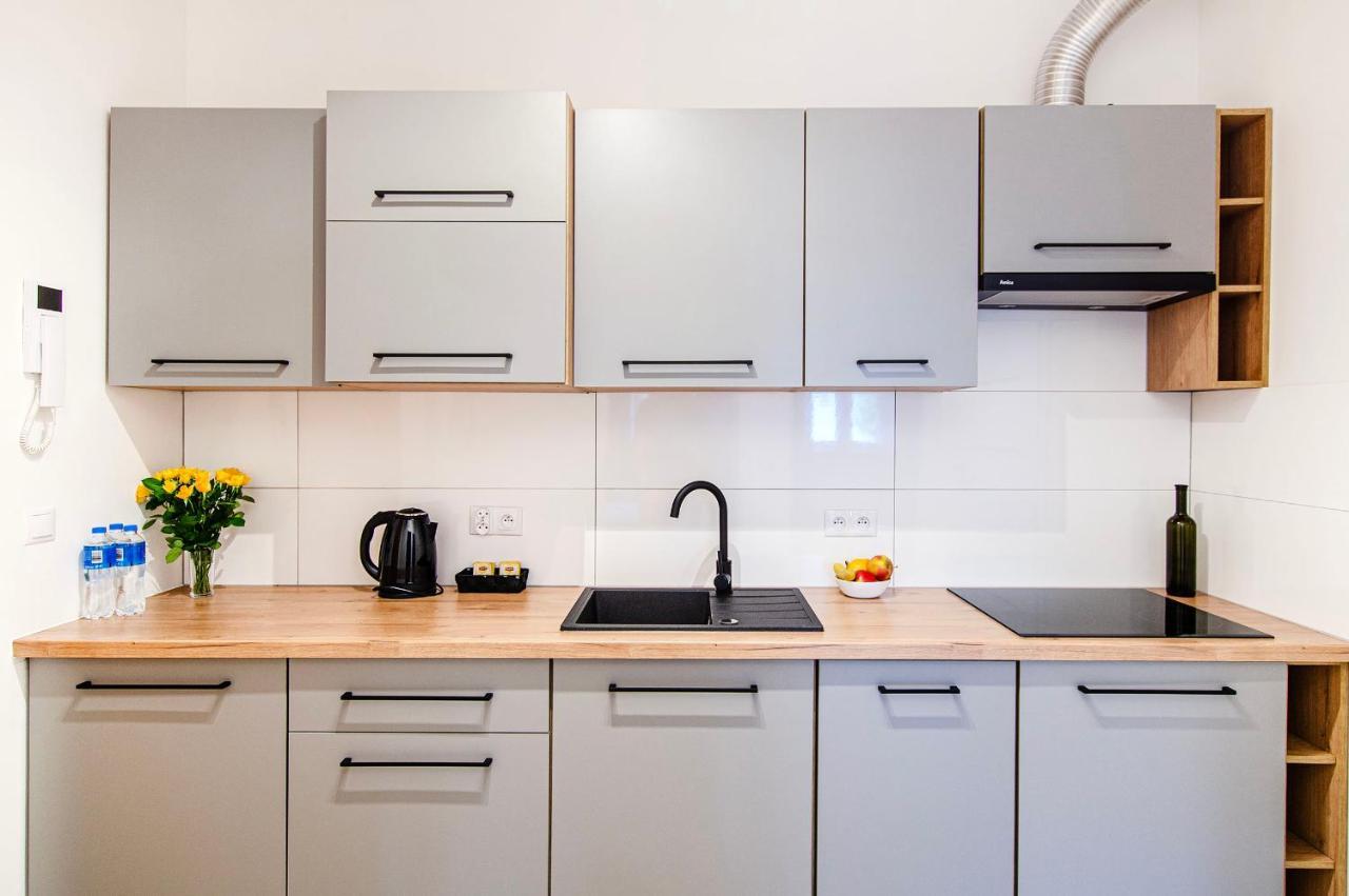 Smart Rental Management Apartments - City Center ヴロツワフ エクステリア 写真