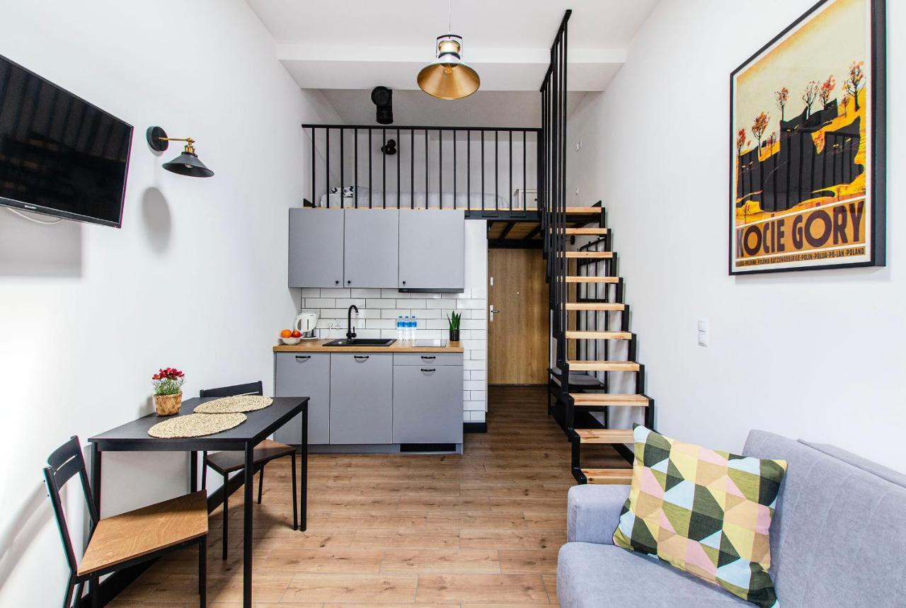 Smart Rental Management Apartments - City Center ヴロツワフ エクステリア 写真