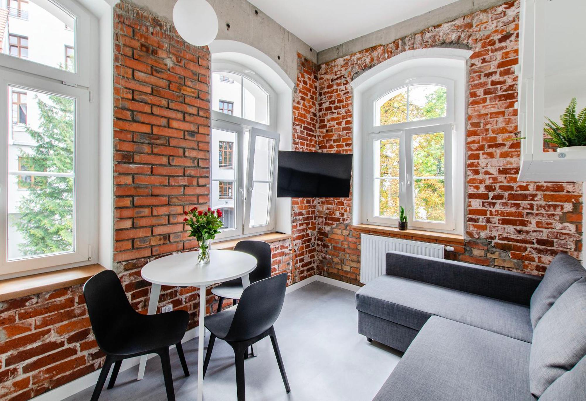 Smart Rental Management Apartments - City Center ヴロツワフ エクステリア 写真