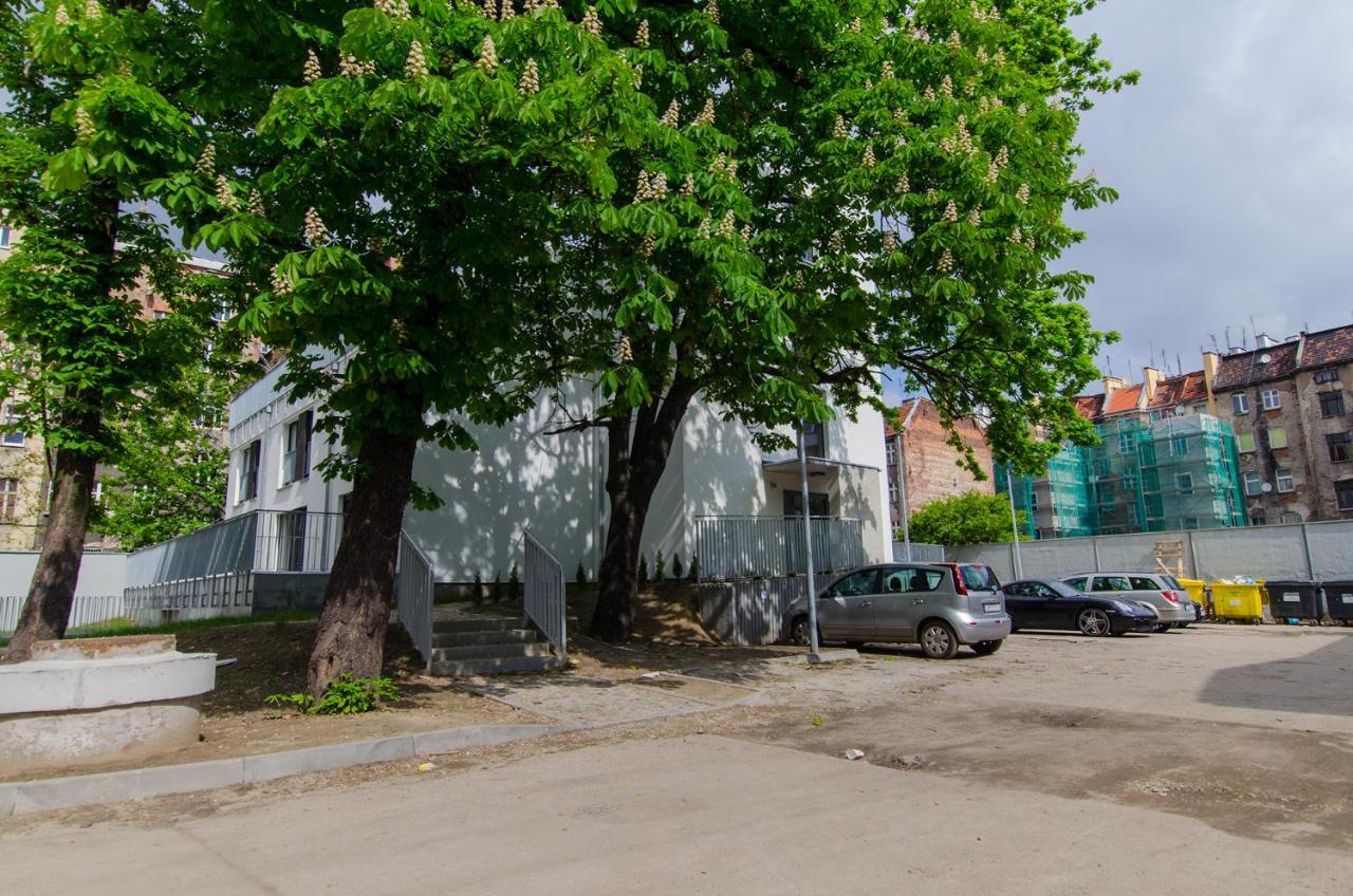 Smart Rental Management Apartments - City Center ヴロツワフ エクステリア 写真