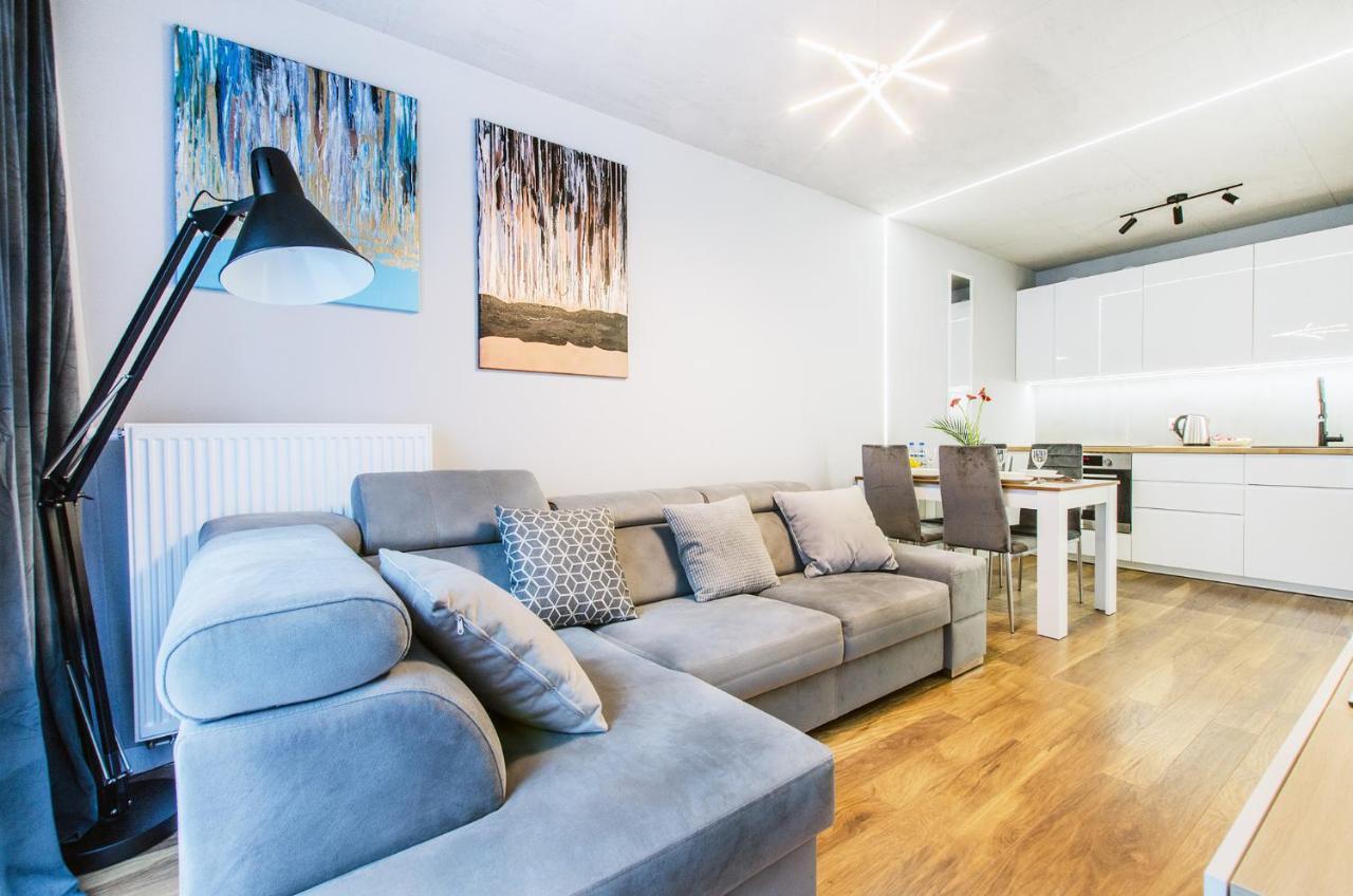 Smart Rental Management Apartments - City Center ヴロツワフ エクステリア 写真